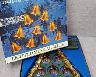 Vintage Mr. Christmas Lighted Brass Musical Bells