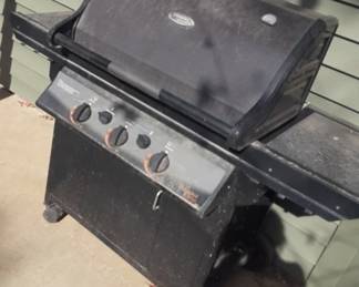 Grill (Connects to natural gas)