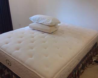 Queen size bed