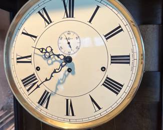 Howard Miller Cambridge wall clock, model 612-600.
