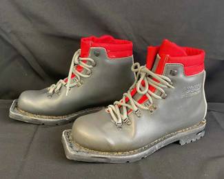 Asolo Cross Country Ski Boots Outdoor Footwear * 31020 Vidor Treviso Italy
