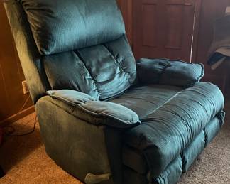 Teal Lane recliner, excellent condition