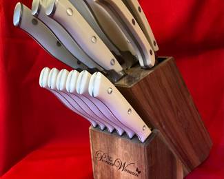 Pioneer Woman knife set 