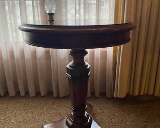 Round wood side table