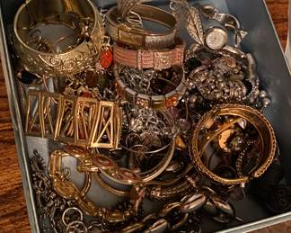 Much costume jewelry