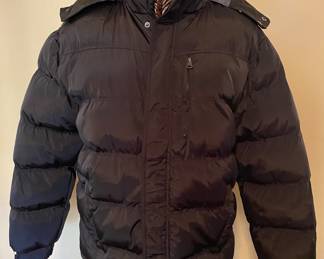 NordicTrack black puffer with hood
