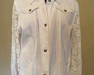 White chambray shell with lace sleeves by Collections Etc.