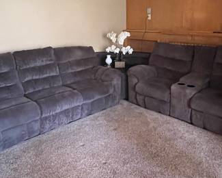 3pc. Gray sectional sofas with corner table, cup holders & 4 recliners!