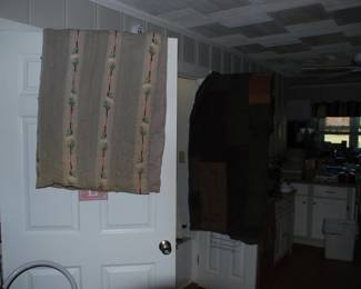 Many old Farm Quilts