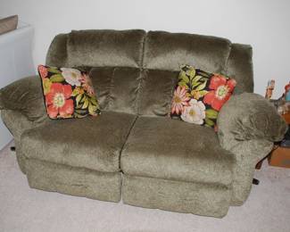 Lazy Boy type love seat