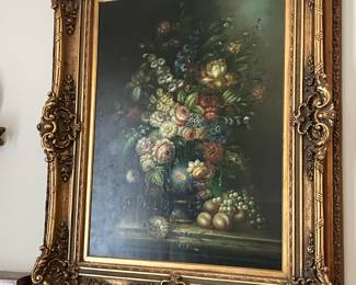 If you love art we have many paintings
