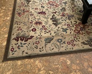 There are many rugs