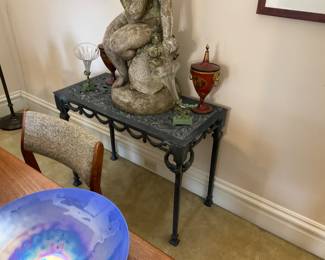 THE FAMILY IF KEEPING THIS TABLE. 