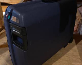 Vintage hard sided Samsonite luggage