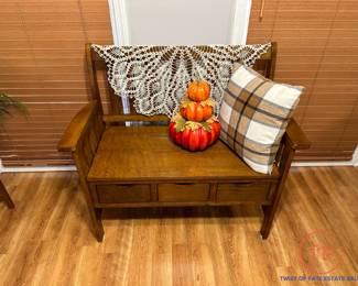 Mission Style Bench with Storage