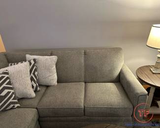 SMITH BROTHERS L-Shaped Sectional