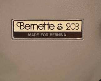 BERNETTE 203 Serger