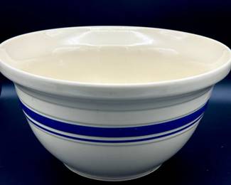 6qt FF USA Roseville Ohio Stoneware Bowl
https://ctbids.com/estate-sale/31612/item/3566205/6qt-FF-USA-Roseville-Ohio-Stoneware-Bowl