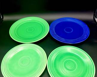 (4) 1960s Fiestaware Plates
https://ctbids.com/estate-sale/31612/item/3566049/4-1960s-Fiestaware-Plates