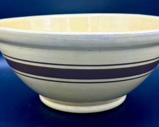 Large Yellowware Mixing Bowl
https://ctbids.com/estate-sale/31612/item/3566206/Large-Yellowware-Mixing-Bowl