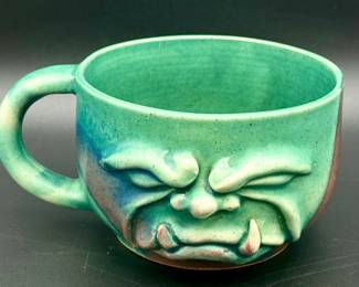 Signed Gargoyle Coffee Mug
https://ctbids.com/estate-sale/31612/item/3566042/Signed-Gargoyle-Coffee-Mug
