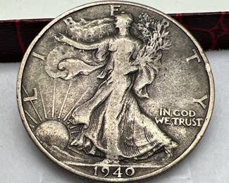1940 Silver Walking Liberty half dollar coin