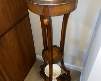 Theodore Alexander pedestal