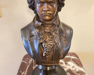 M. Nardini Beeyjoven bust