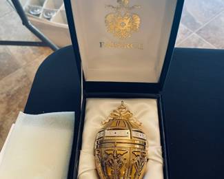 Faberge Madonna Lily Egg Ornament