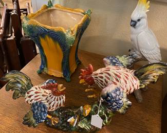 Gorgeous accent pieces -  fighting roosters, parrot planter, Parrot statue