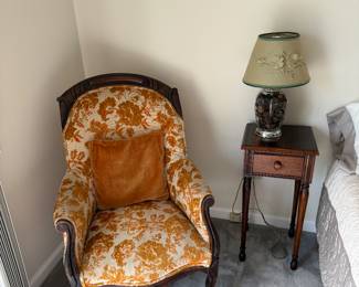 Bedroom 
Vintage chair & stand 