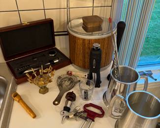 Kitchen 
Barware items