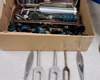 Vintage doctors collectibles 