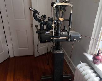 Optometrist machine 