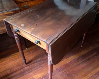 Antique dropleaf table