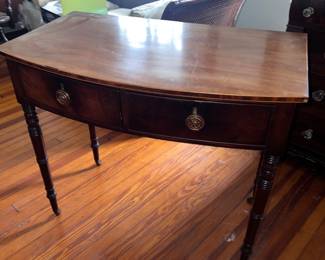 Bow front one drawer table 