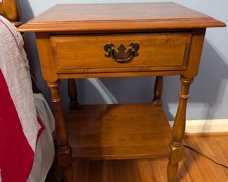 Maple Audobon collection end table circa 1965