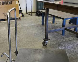 PITTSBURGH Hydraulic Table Cart