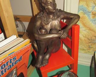 Lee Thomas sculpture