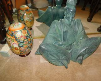 SATSUMA LARGE EGG & A LARGE SAMURAI SHOGUN MINAMOTO STATUE BRONZE SCULPTURE