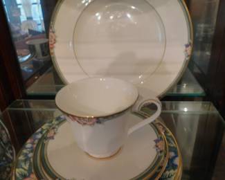 Royal Doulton "Orchard Hill"