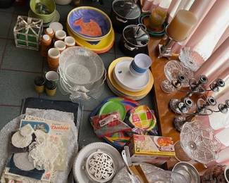 house pics entertainment service pieces 