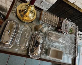 house pic heated cart, butter trays,  spoon rests