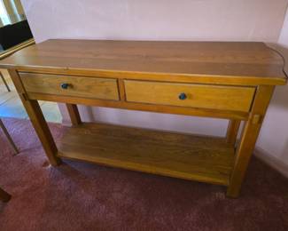 Broyhill sofa table.