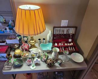 Many vintage and mid century items.