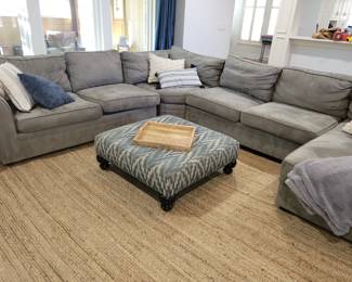 Nice large sectional w/chaise