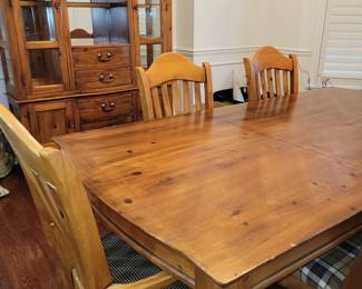 Dining table set