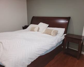 Pottery Barn California King bedroom set