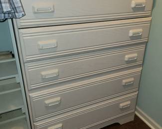Chest of drawers