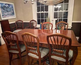 table with chairs